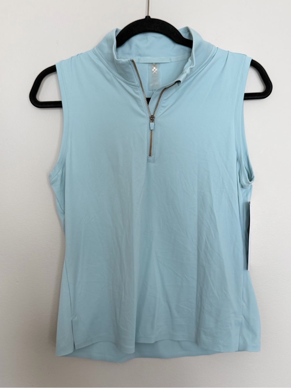 NWT Rhone course to court zip mock neck sleeveless blue cloud